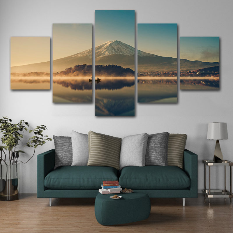Bild eines Berges, der sich in einem See spiegelt Tafelberg Tabelle Natur format: Horizontal