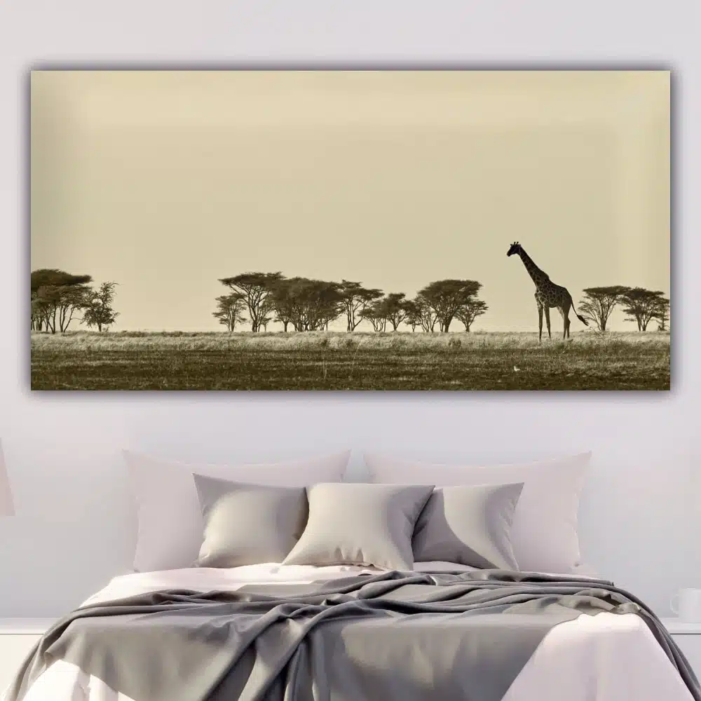 Tafelbild-Giraffe-in-der-Savanne