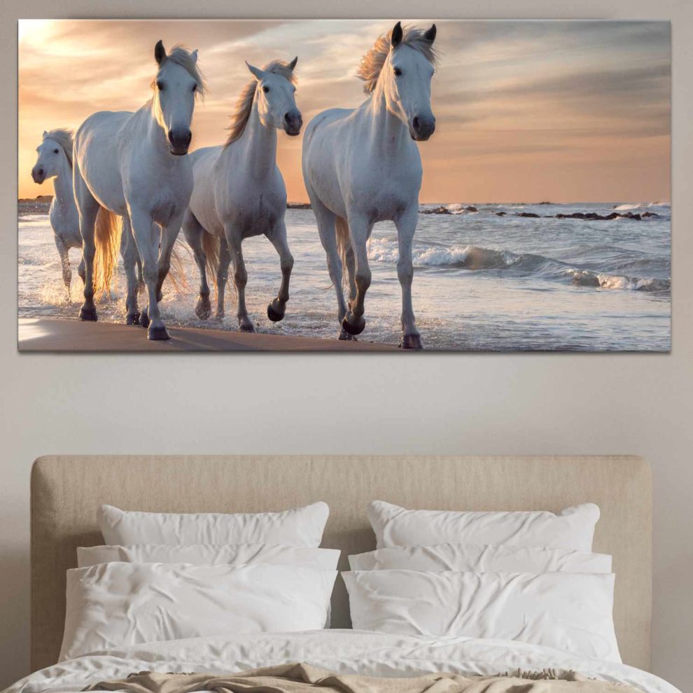 Tableau quatre chevaux blancs sur la plage Tableau Animaux Tableau Cheval